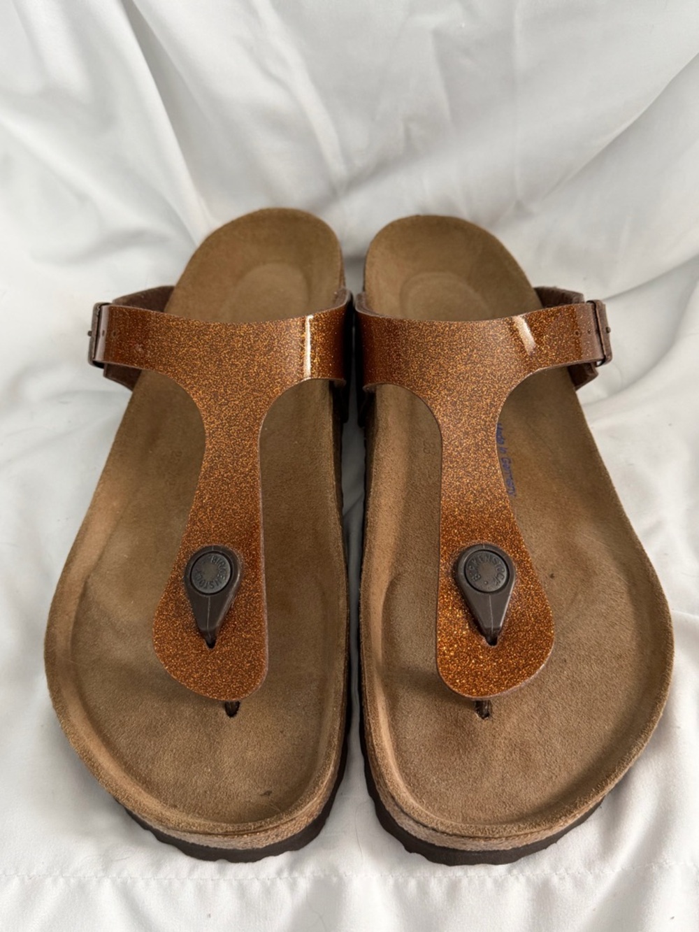 Women’s Glitter Thong Sandals in Copper